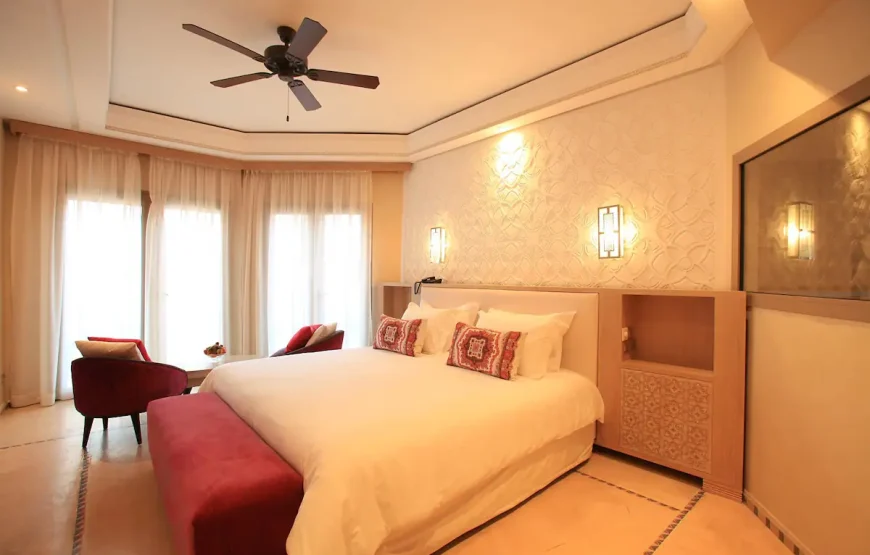 hilton room